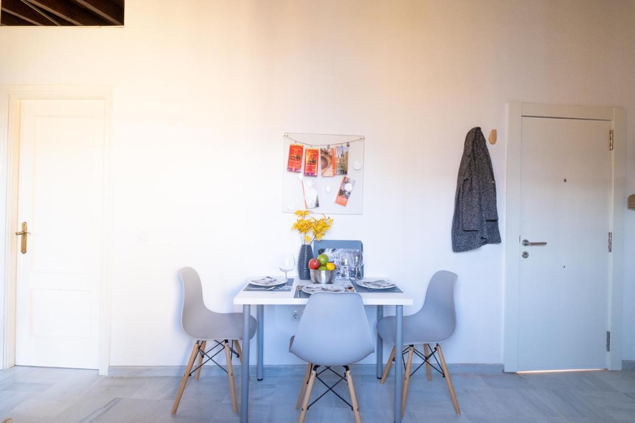 Ferienwohnung Triana Penthouse Sevilla Exterior foto